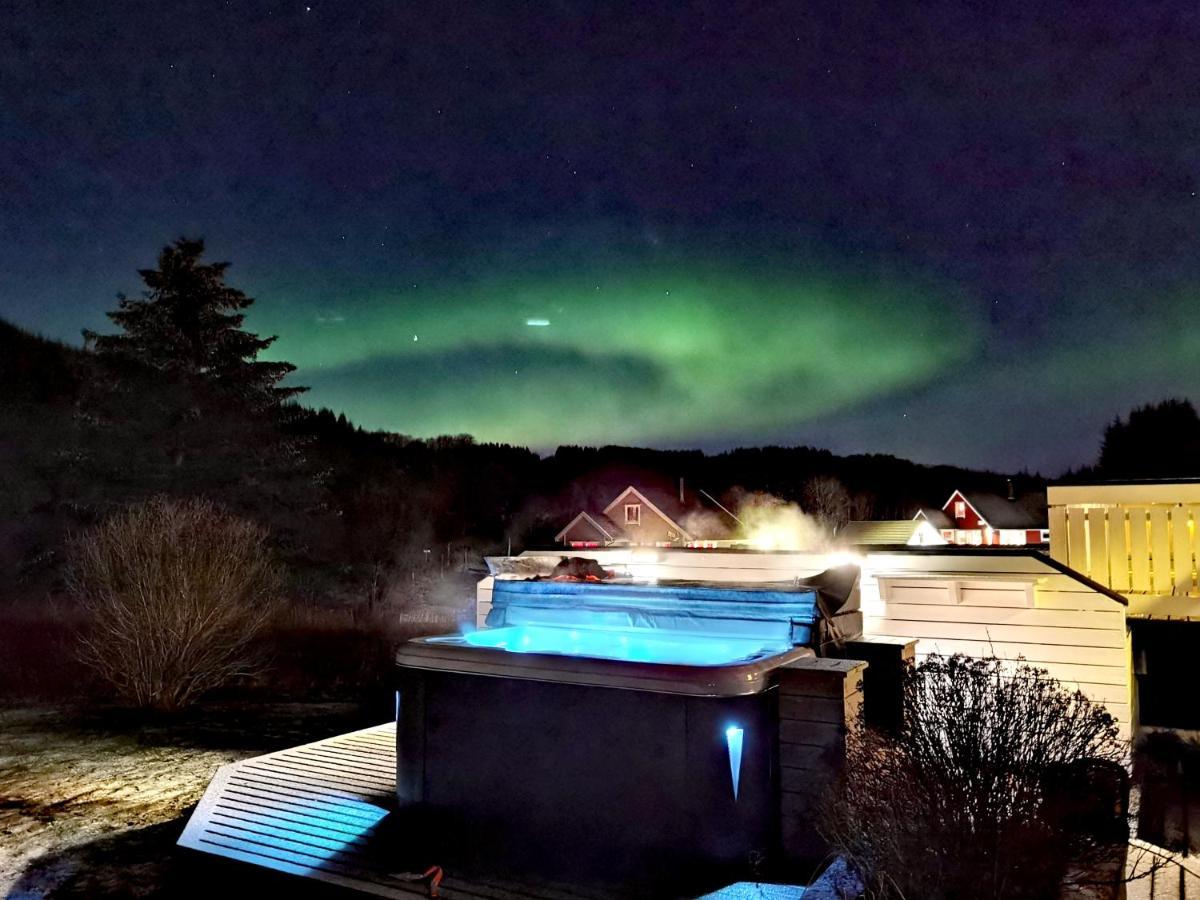 Banpim Hillside Lofoten With Jacusszi Gravdal  Exterior foto